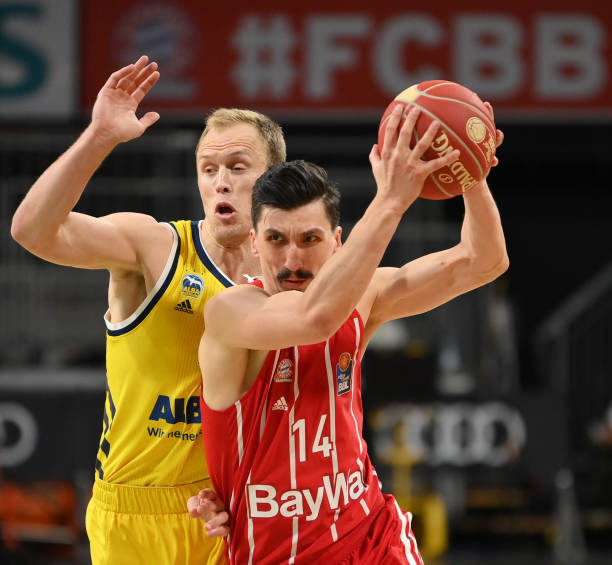 与妻子阿耶 与妻子阿耶