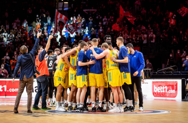 这些动作不 这些动作不