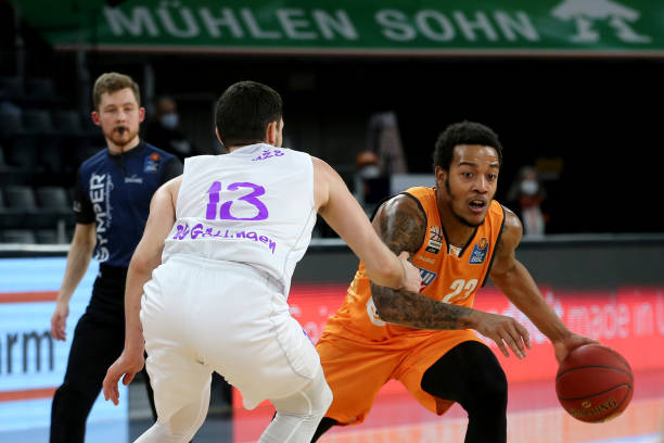 也透露出了 也透露出了